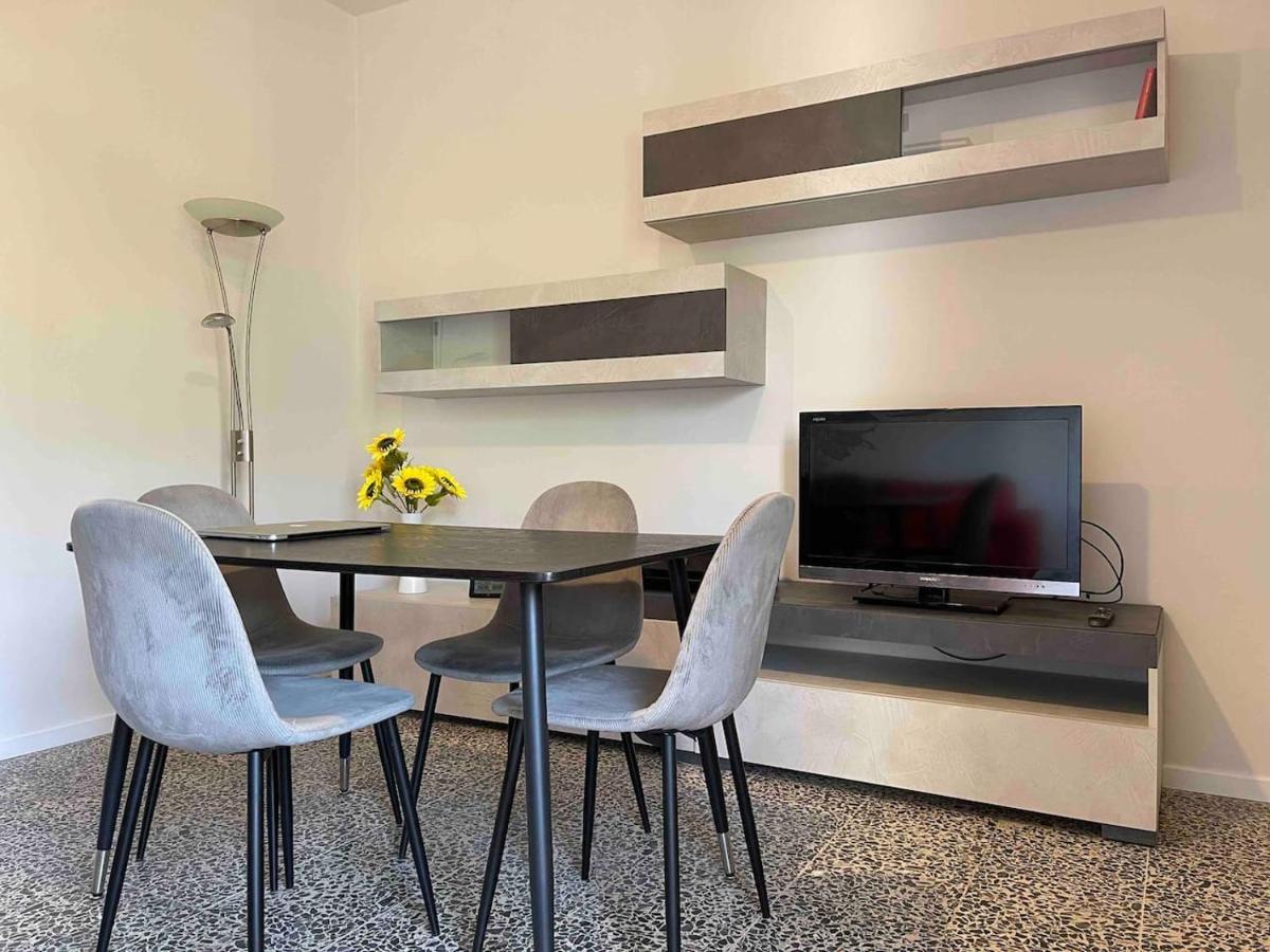 Lotus Home Eleganza E Accoglienza A Mantua Exterior foto