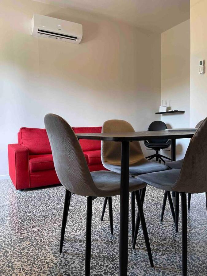 Lotus Home Eleganza E Accoglienza A Mantua Exterior foto
